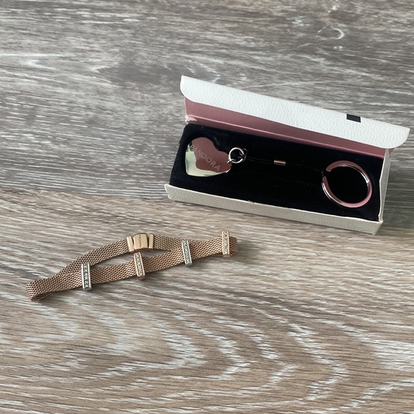 Pandora rose gold Reflexions bracelet set with 4 clasps and opener. - Picture 1 of 12